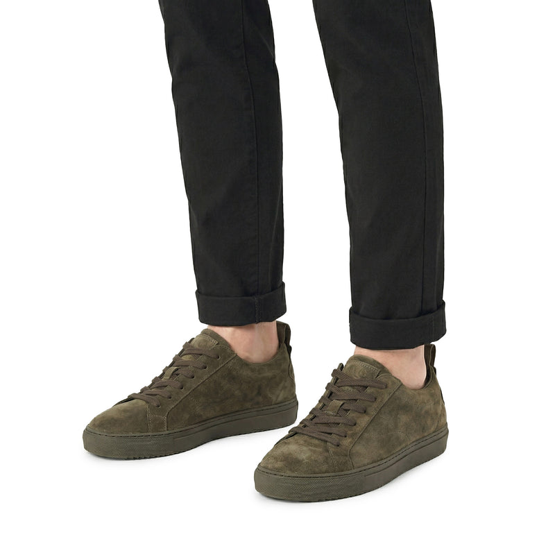 Sneaker aus Veloursleder