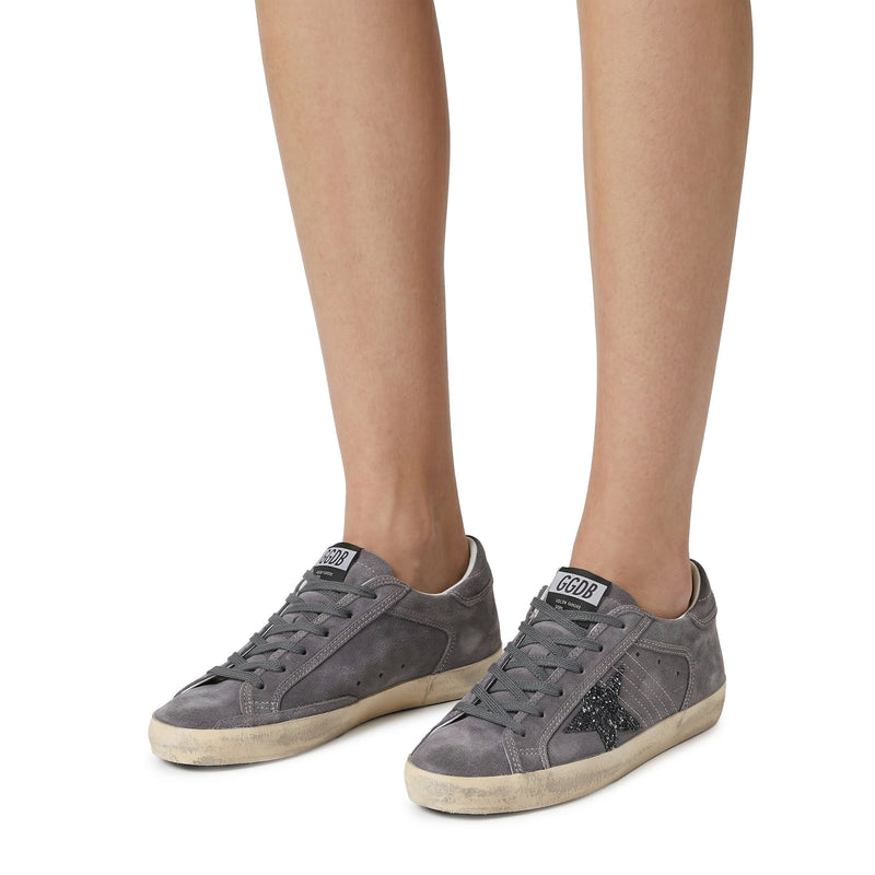 Golden Goose Sneaker aus Veloursleder Damen