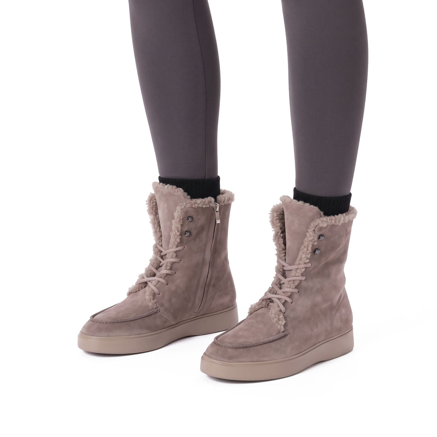Boots Frame 113 aus Veloursleder