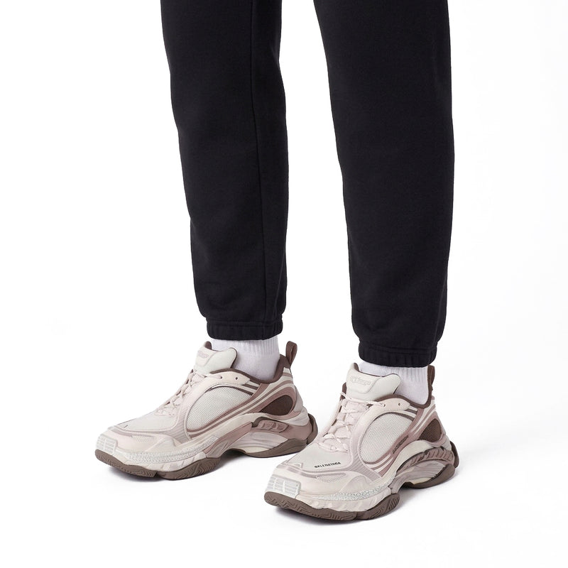 Sneaker Triple S 2 46 / Hellbraun