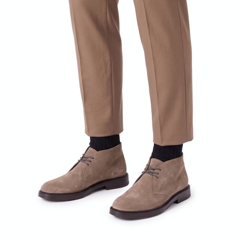 Schnürschuhe aus Leder