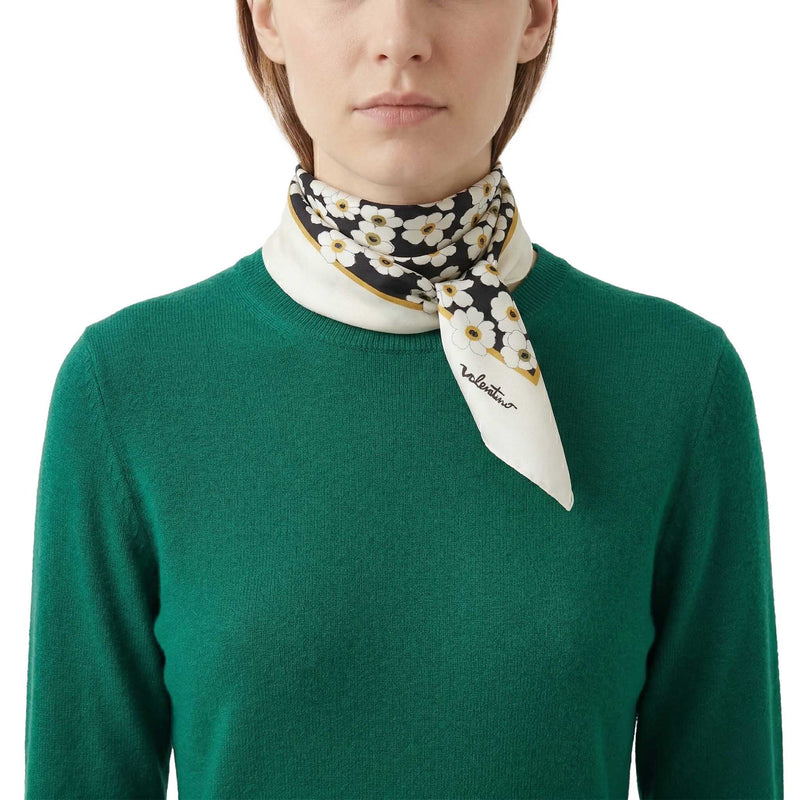 Seidentuch mit Blumenmuster