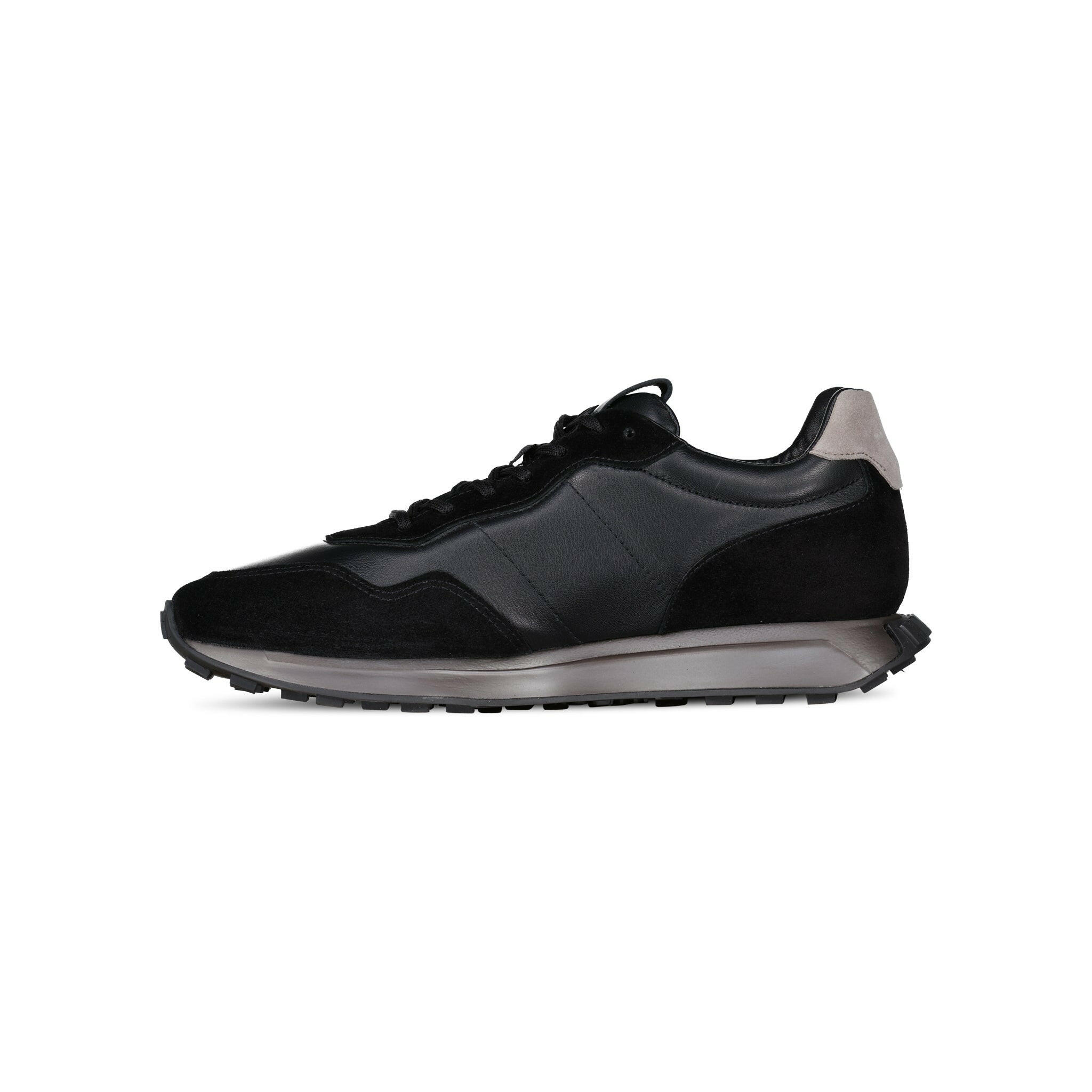 Sneakers aus Leder