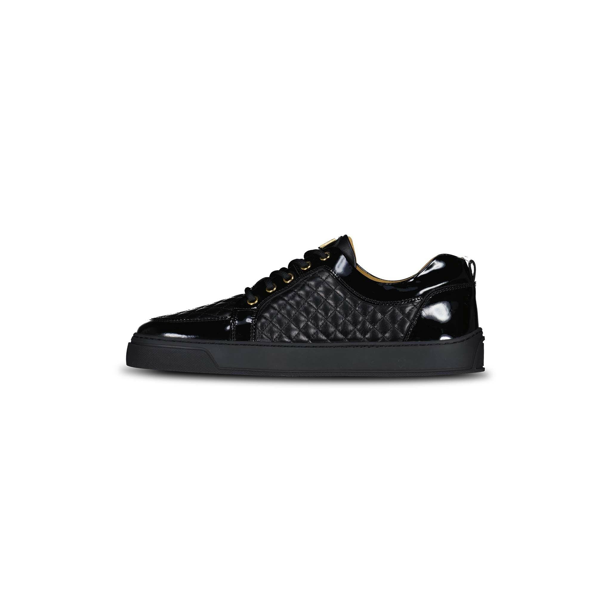 Sneaker aus Lackleder